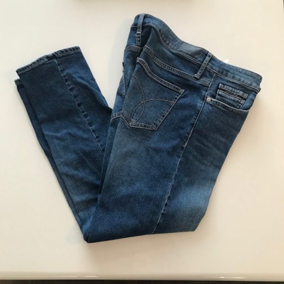 Calvin Klein Distressed Slim Boyfriend Jeans - Picture 1 of 12